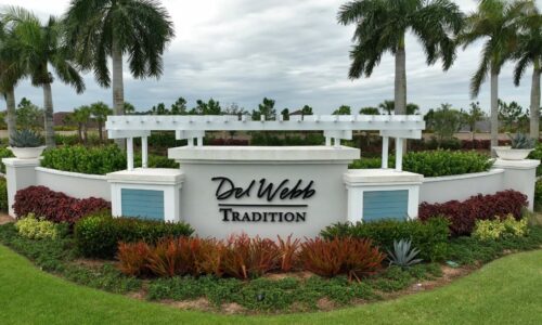 55+ Gated Community Of Dell Webb in Port St Lucie Fl
